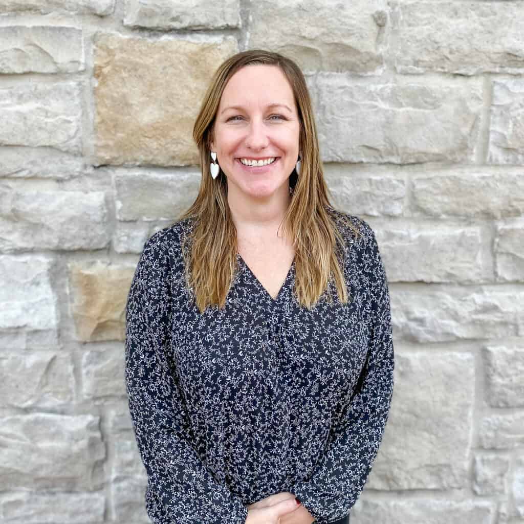 Melissa Cox (2831 Neuse Blvd, New Bern, Nc 28562)